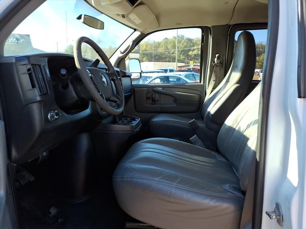 2015 Chevrolet Express Passenger 2500 LS