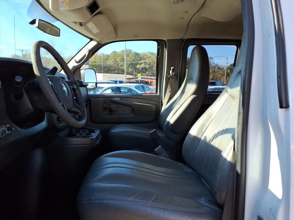 2015 Chevrolet Express Passenger 2500 LS