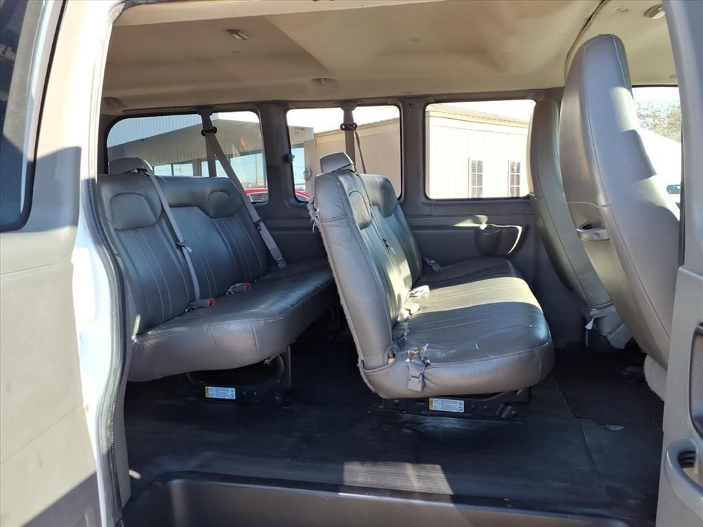 2015 Chevrolet Express Passenger 2500 LS