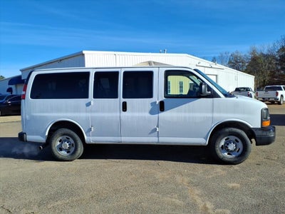2015 Chevrolet Express Passenger 2500 LS