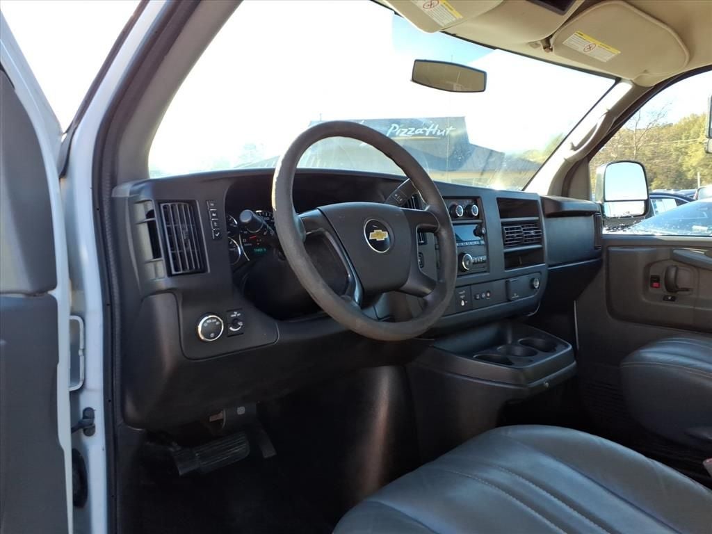 2015 Chevrolet Express Passenger 2500 LS