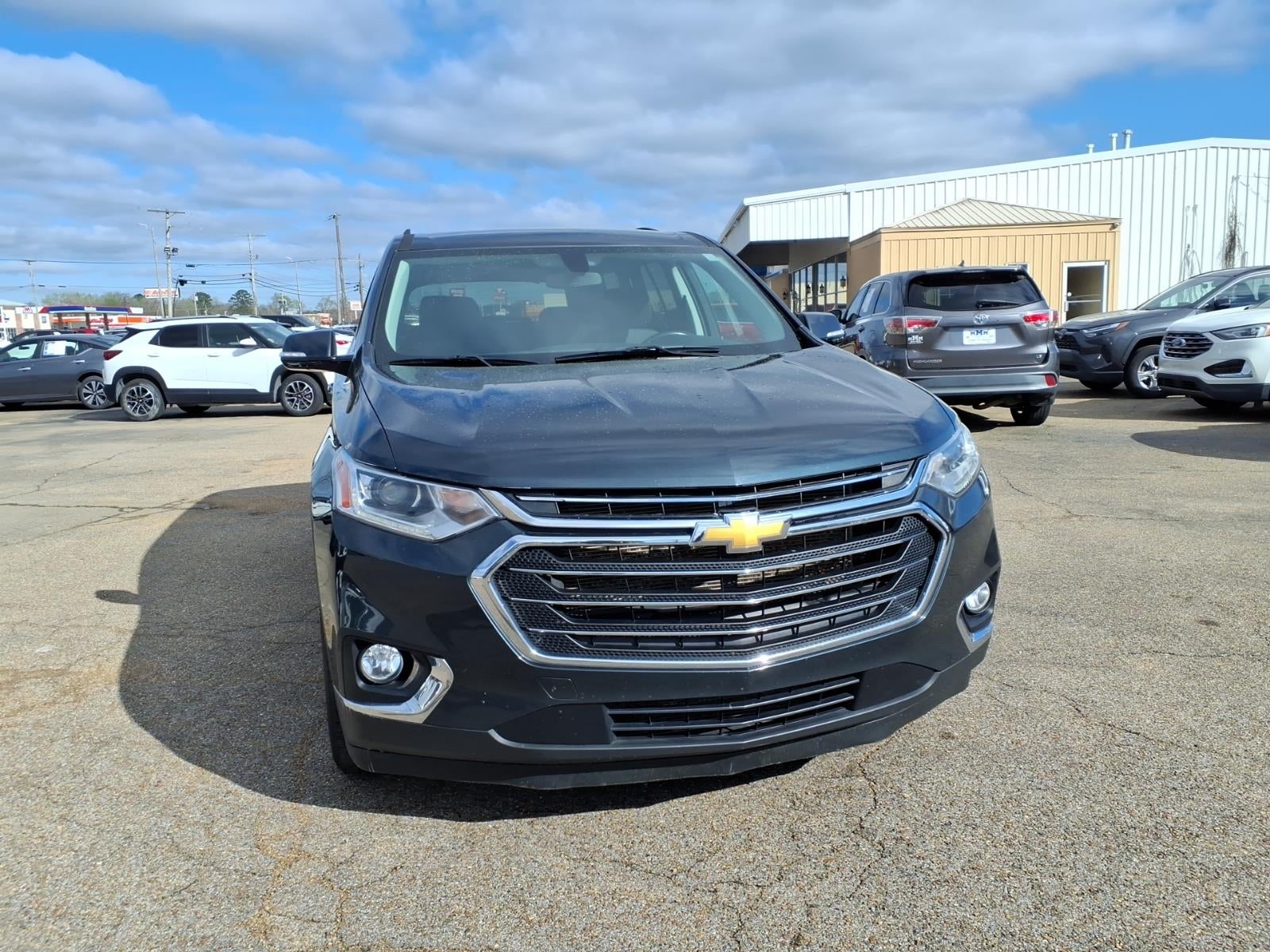 2020 Chevrolet Traverse LT Cloth