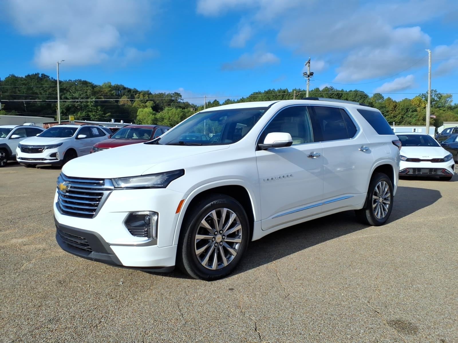2023 Chevrolet Traverse Premier