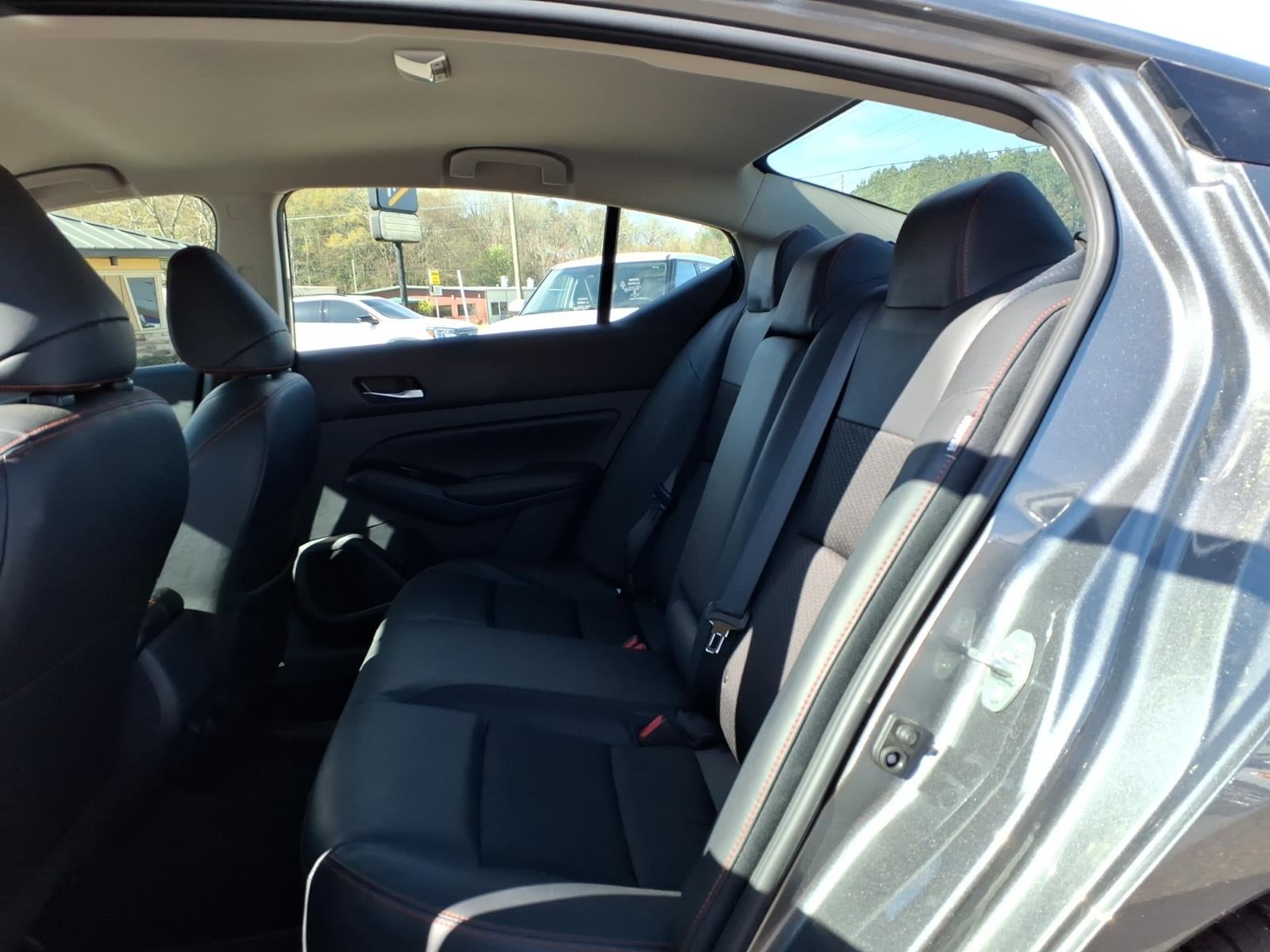 2025 Nissan Altima SR