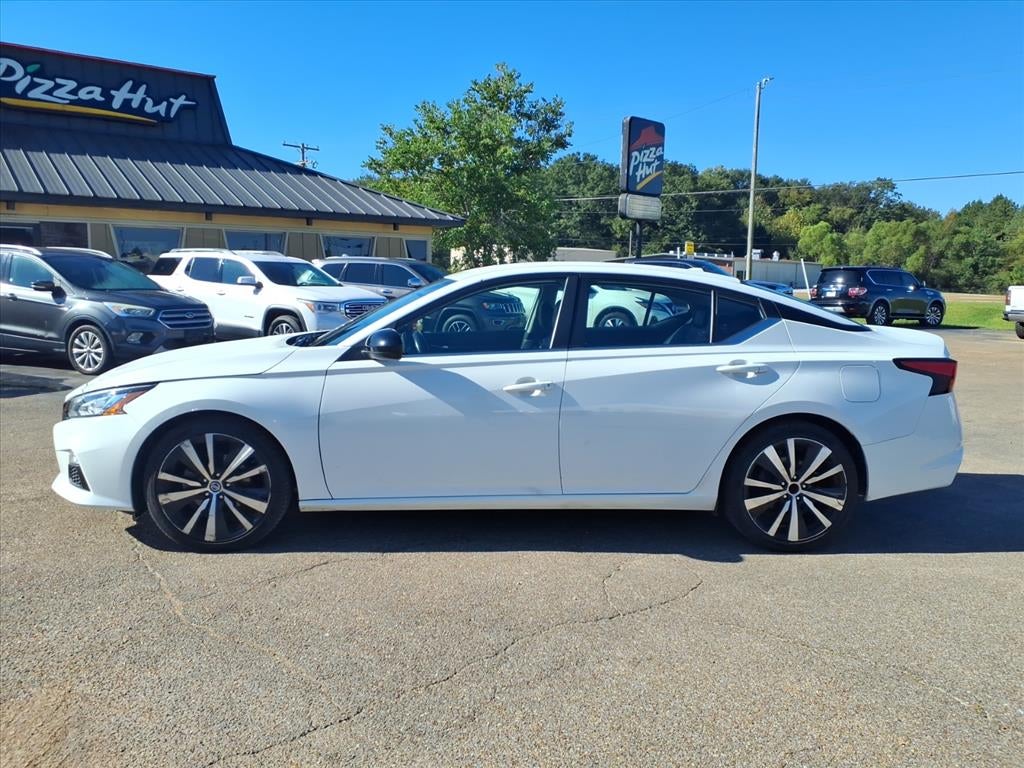 2022 Nissan Altima 2.5 SR