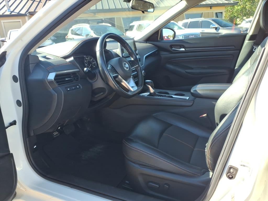 2022 Nissan Altima 2.5 SR