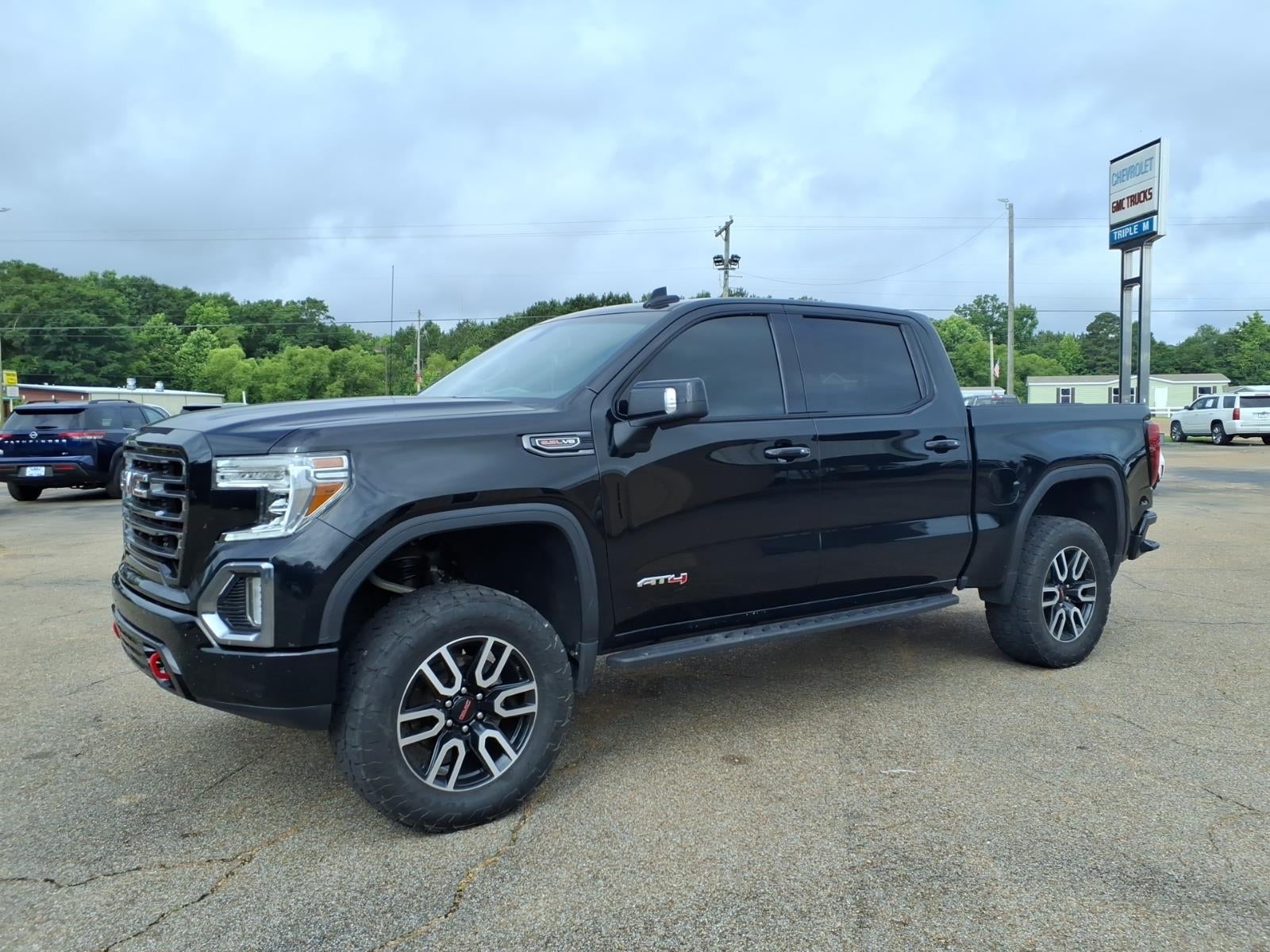 2021 GMC Sierra 4WD Crew Cab Short Box AT4's photo