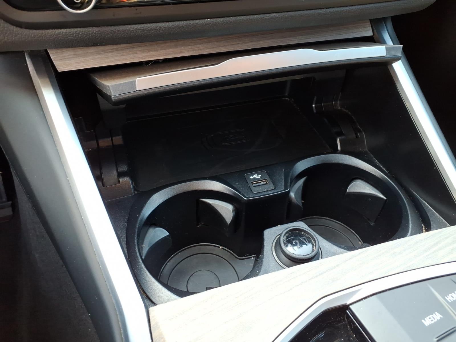 2025 BMW 3 Series 330i