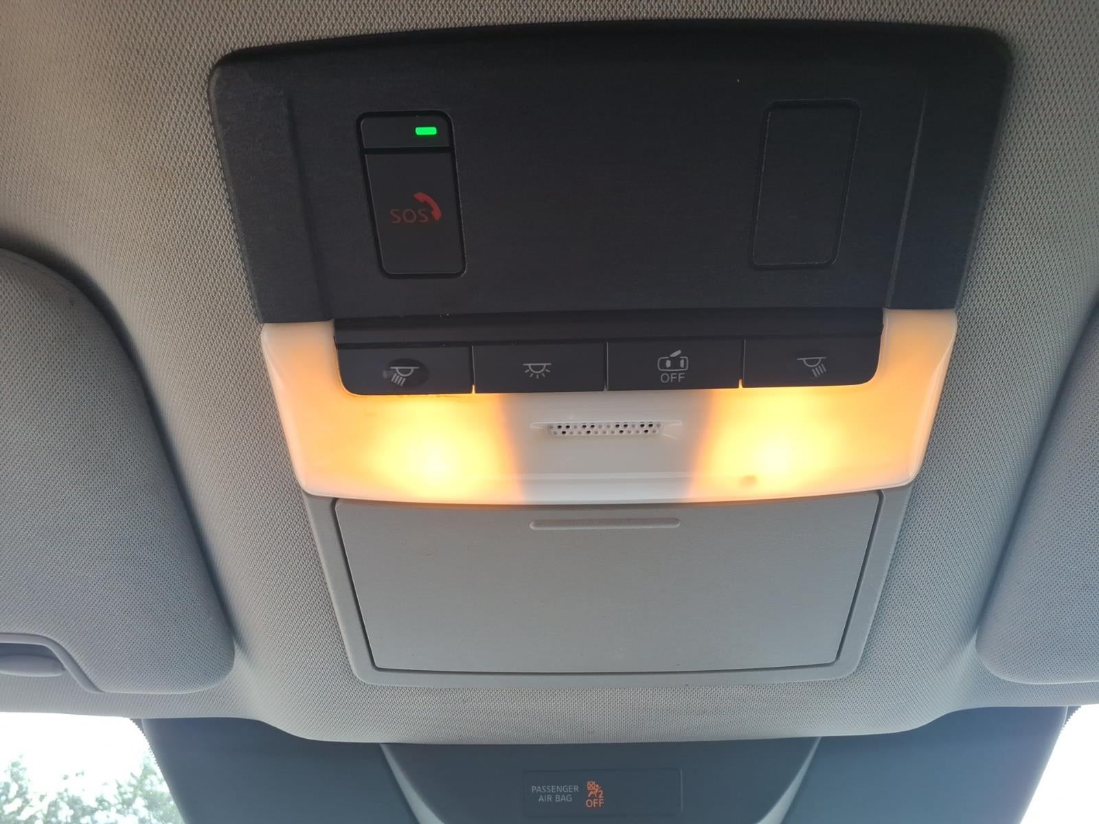 2022 Nissan Pathfinder SV