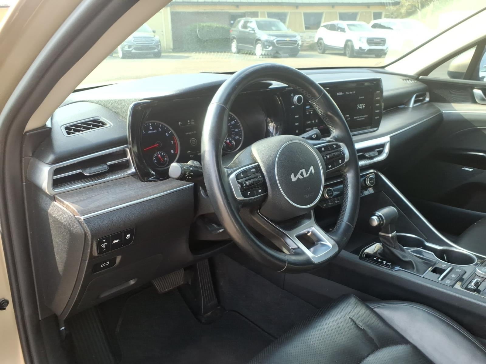 2022 Kia K5 EX