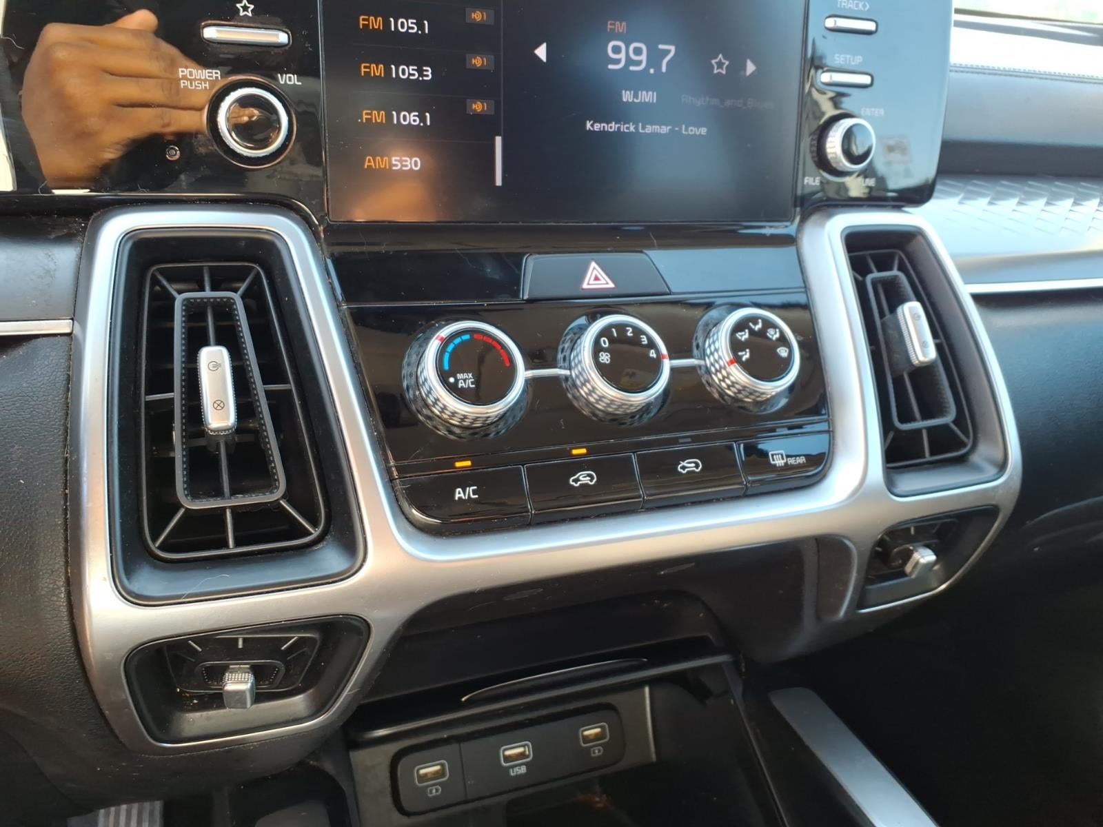 2022 Kia Sorento LX