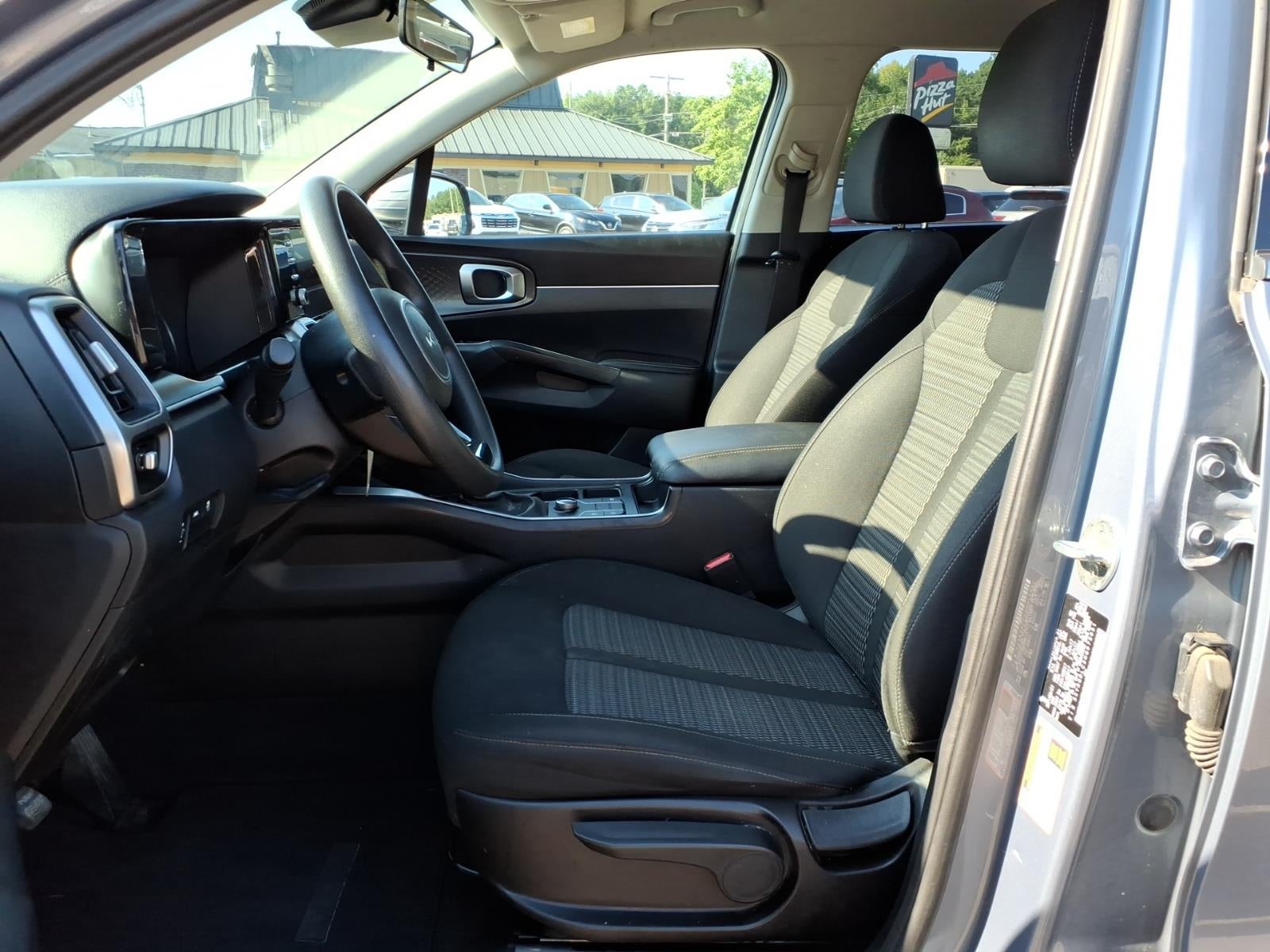 2022 Kia Sorento LX