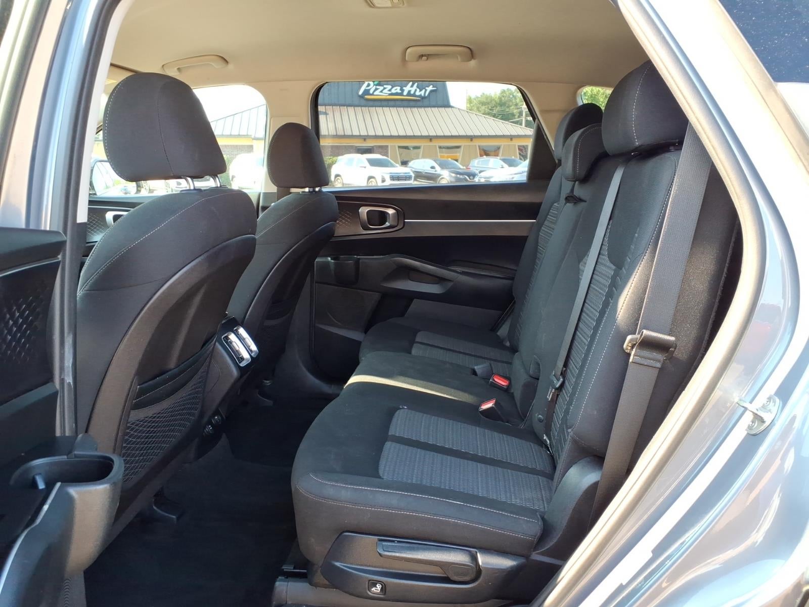 2022 Kia Sorento LX