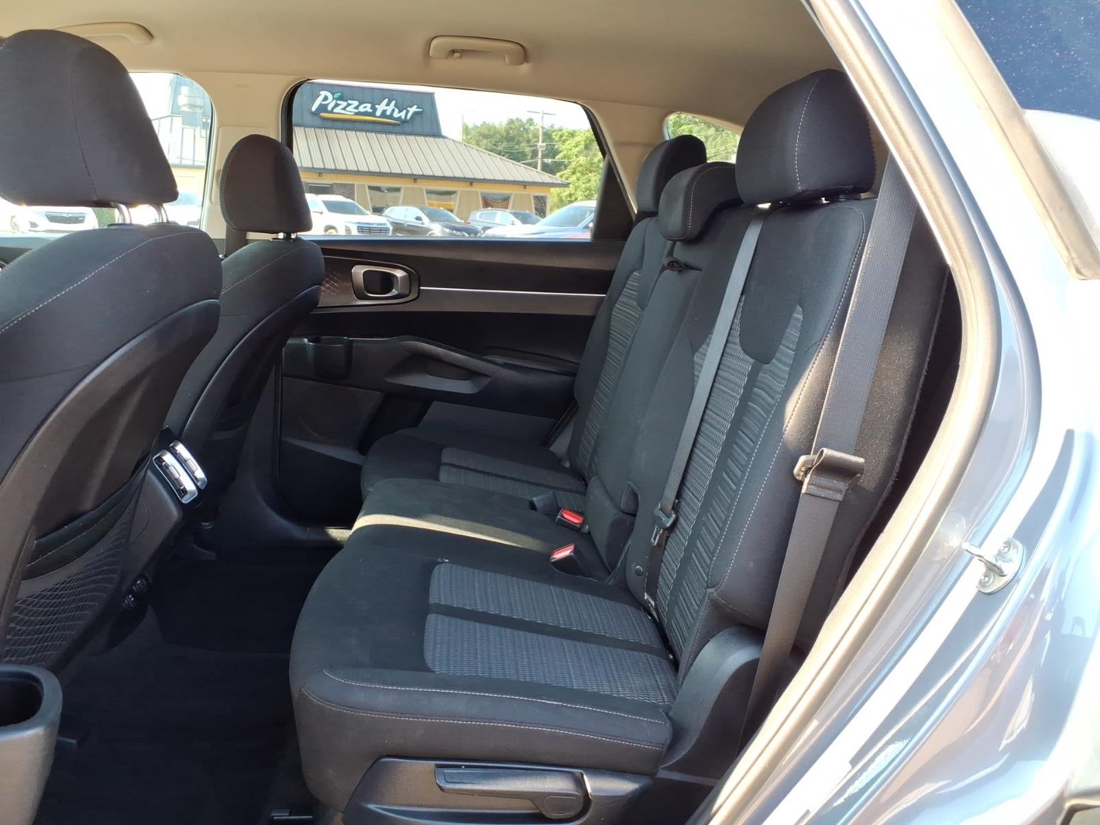 2022 Kia Sorento LX