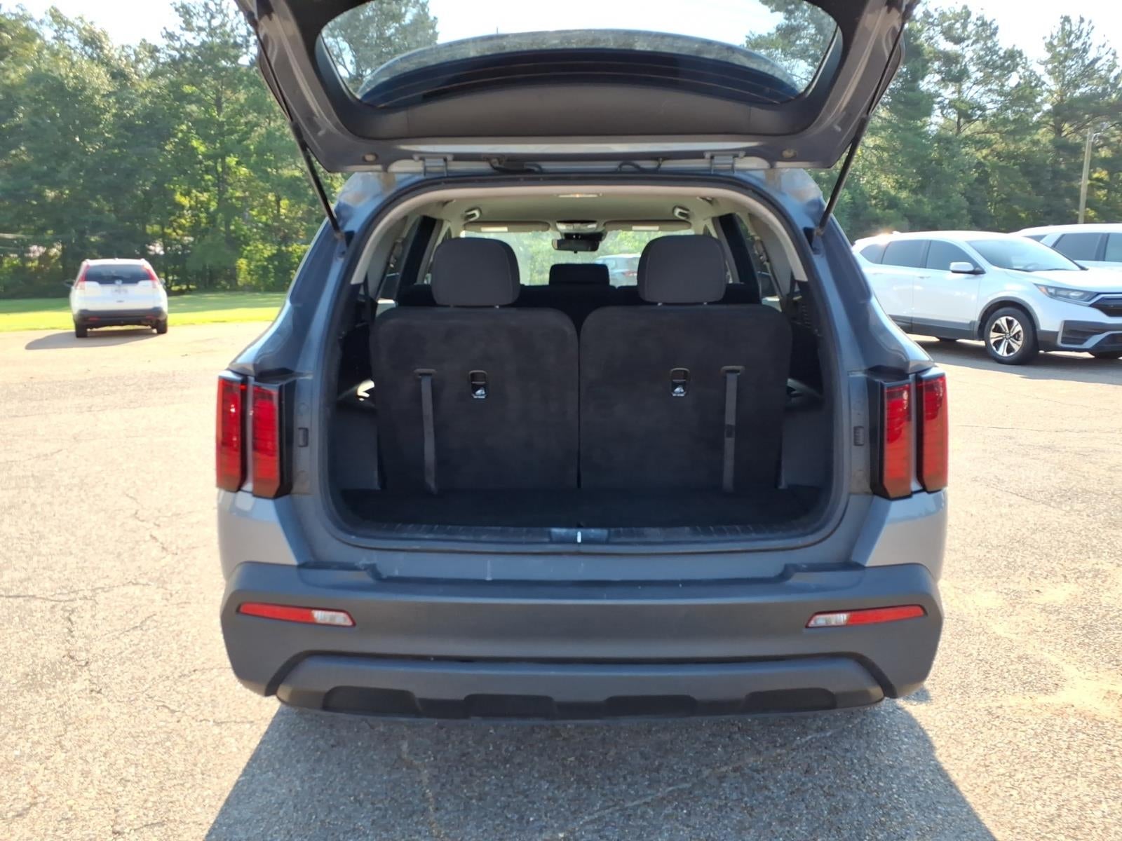 2022 Kia Sorento LX