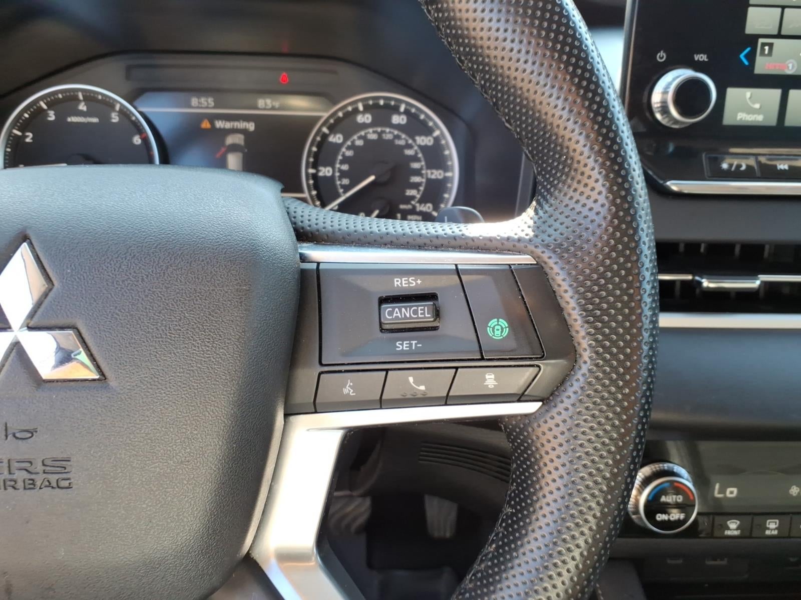 2024 Mitsubishi Outlander SE
