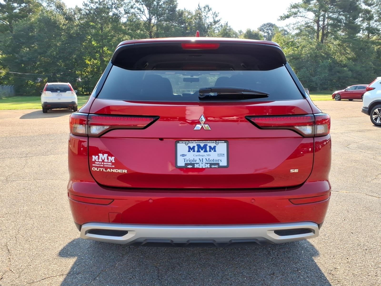 2024 Mitsubishi Outlander SE