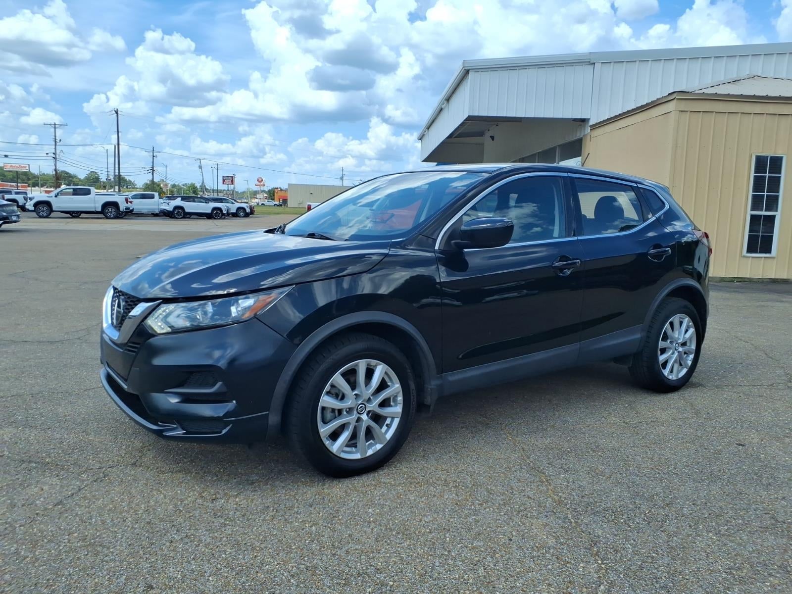 2022 Nissan Rogue Sport S