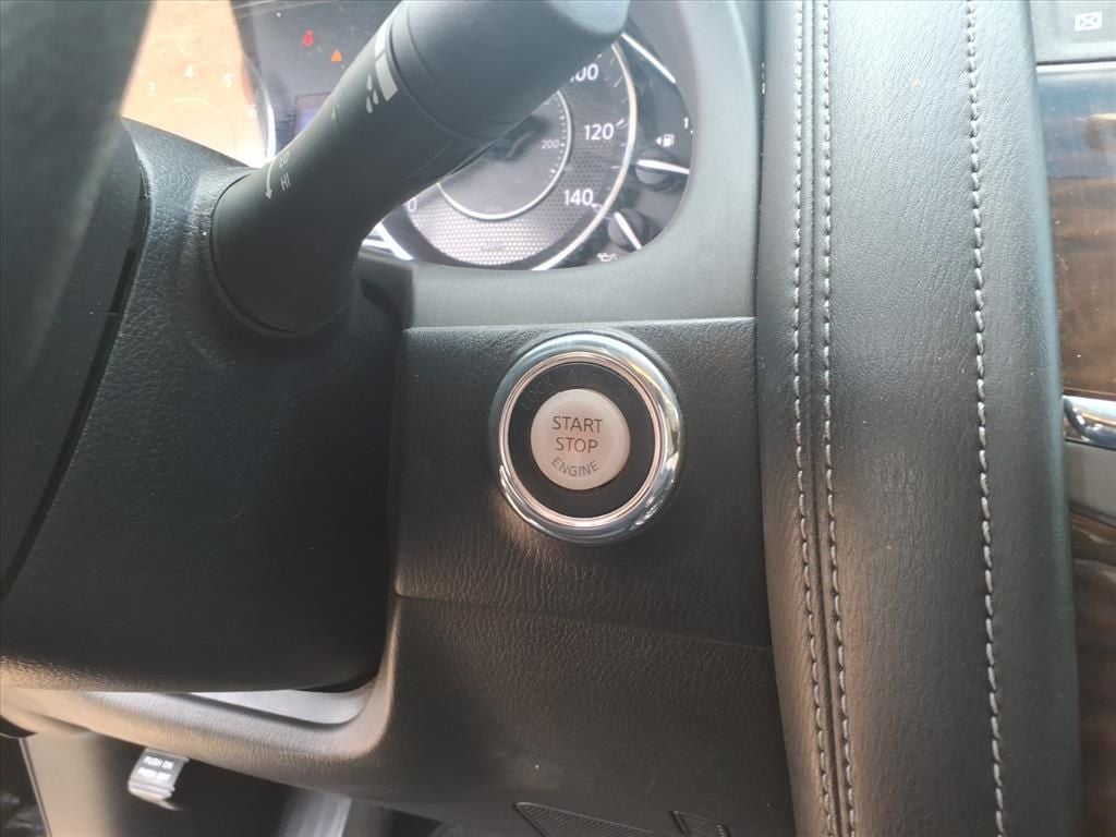 2017 Nissan Armada SL