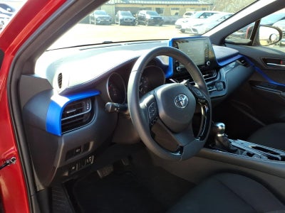 2020 Toyota C-HR LE