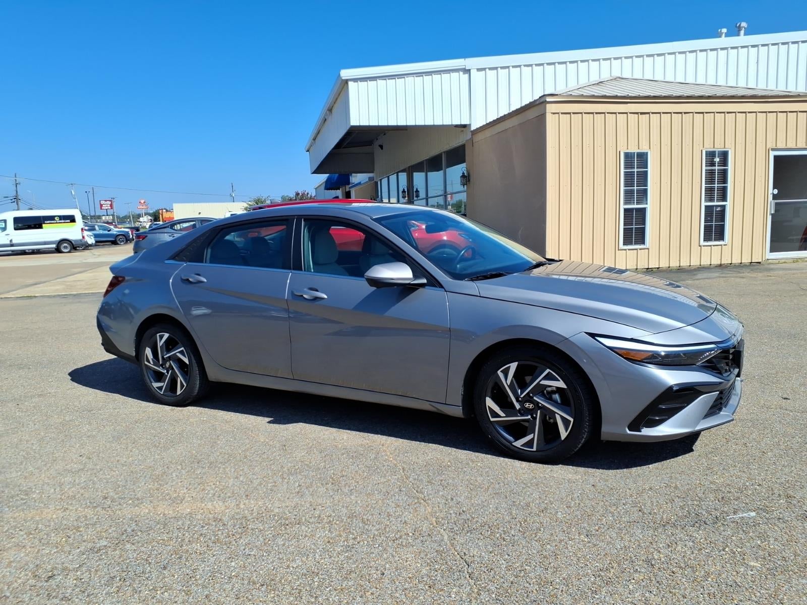 2024 Hyundai Elantra Limited